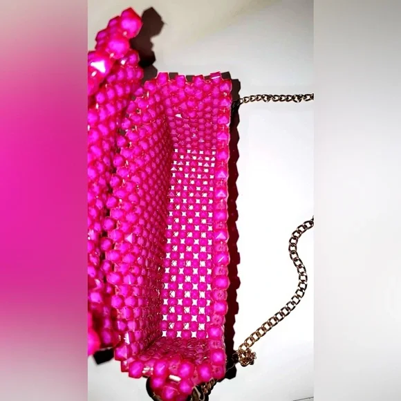 Handmade Woven Beads Crossbody / HandBag with Gold Chain Strap NEW - Picture 12 of 17